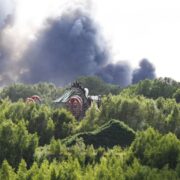 Fumaça causada por incêndio no Tomorrowland