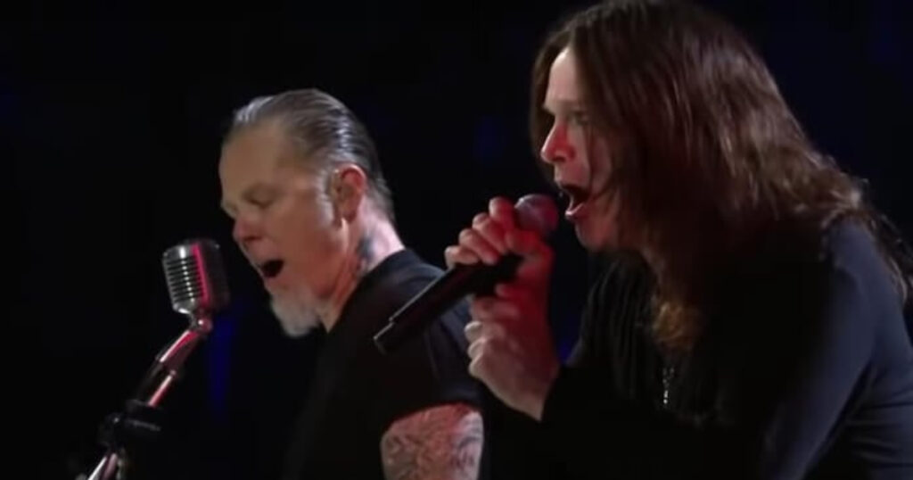 Metallica viraliza com post tocante sobre morte de Ozzy Osbourne; veja 1 James Hetfield e Ozzy Osbourne (Instagram/Divulgação)