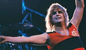 Ozzy durante perfomance no Rock In Rio de 1985 (Reprodução)