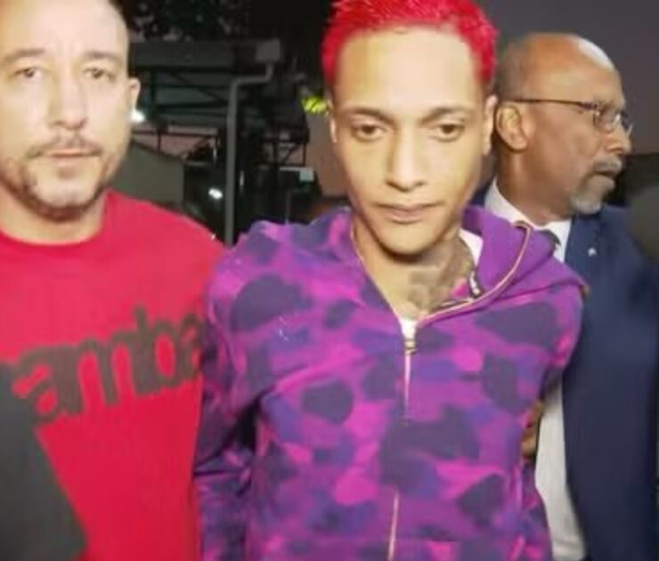 Oruam se entrega à polícia no Rio (X)