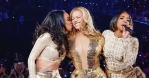 Destiny's Child com Beyoncé (Instagram(