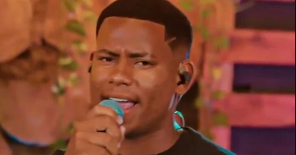 Acidente com ônibus do cantor Netto Brito causa três mortes 1 Netto Brito (Instagram)