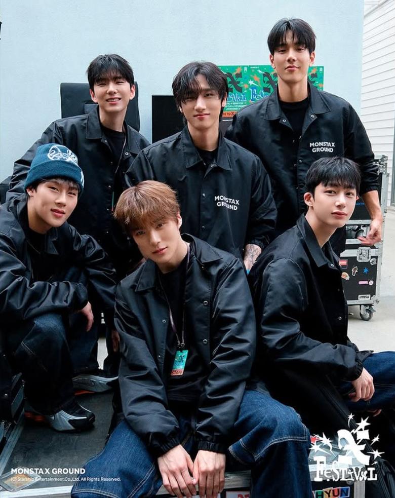 MONSTA X 