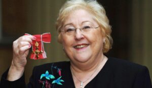 Sylvia Young em 2005