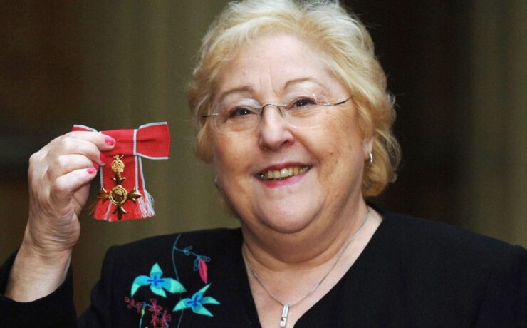 Sylvia Young em 2005