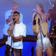 Dua Lipe e seu pai no festival Sunny Hill (divulgacão Instagram)