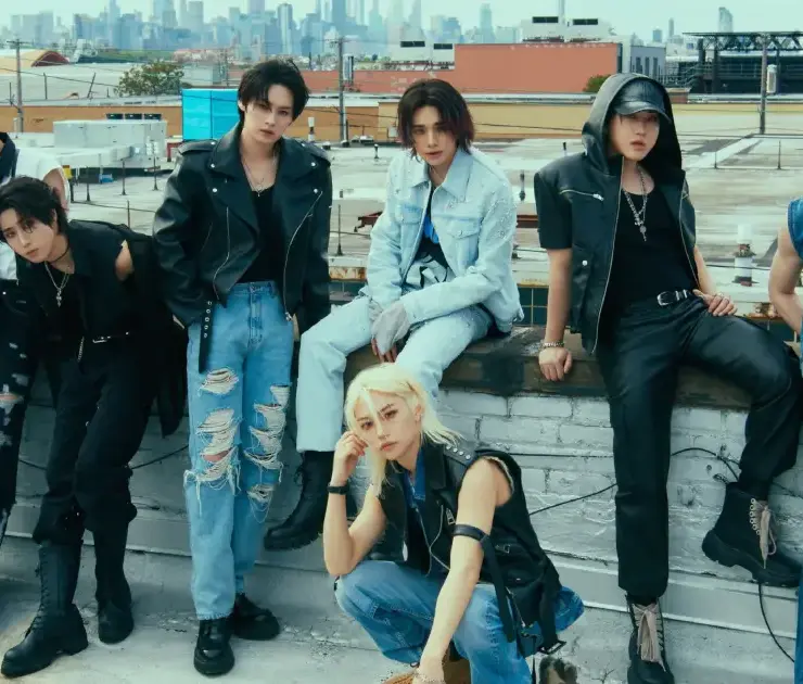 Stray Kids