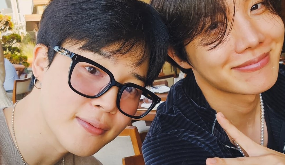 Jimin e J-Hope, do BTS
