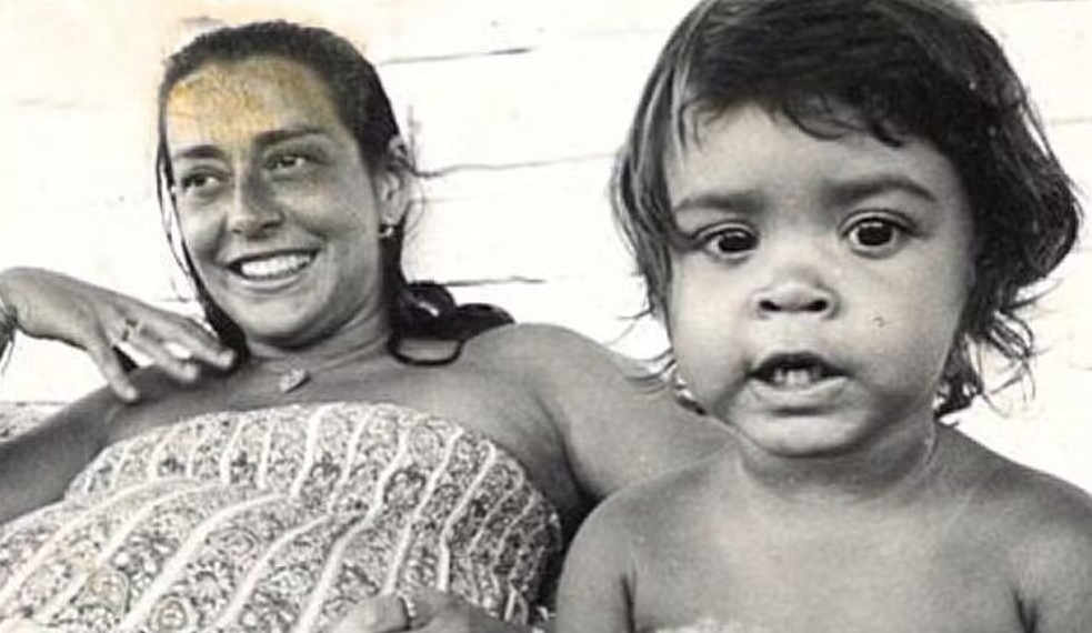 Preta e a mãe Sandra Gadelha (Reprodução/Instagram)