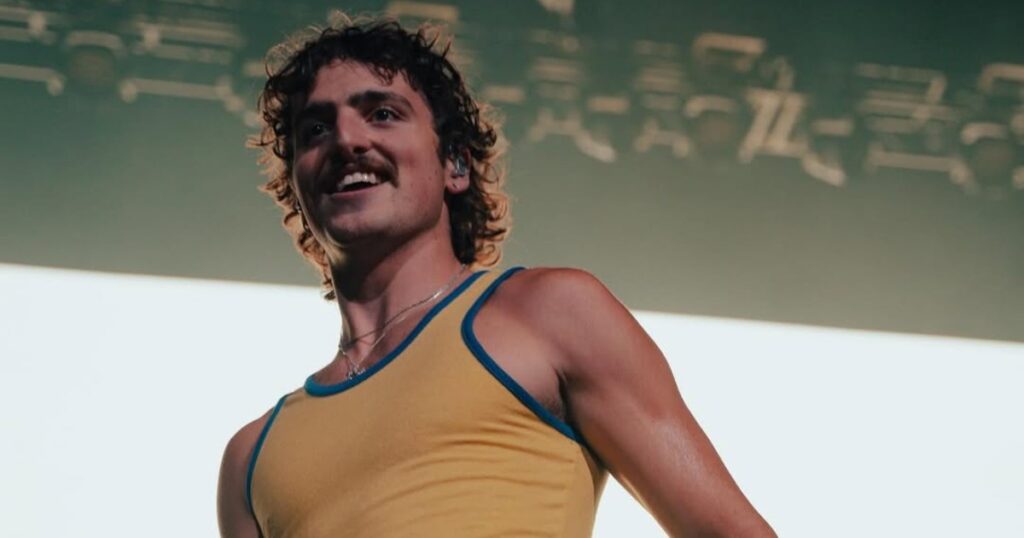 Benson Boone desabafa: ‘Não estou acostumado com elogios’ 1 O cantor Benson Boone (Instagram)