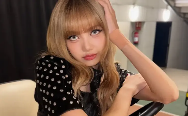 Lisa, do BLACKPINK