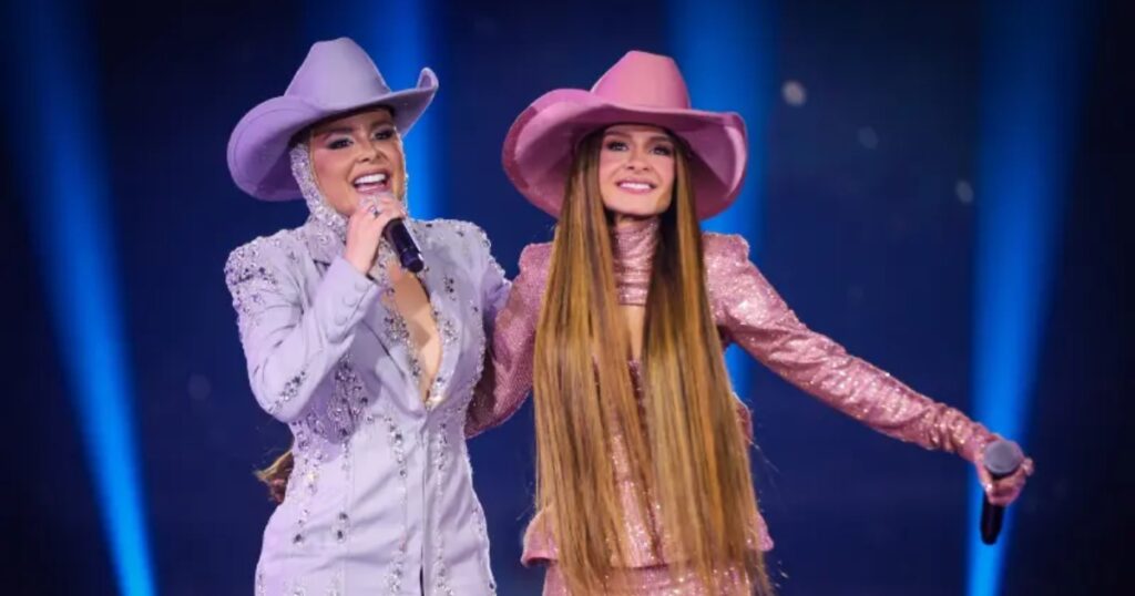 Maiara e Maraisa: 'O tempo faz a gente tocar o f*da-se para tudo' 1 Maiara e Maraisa na gravação do projeto AMIGAS (Manu Scarpa/Brazil News)