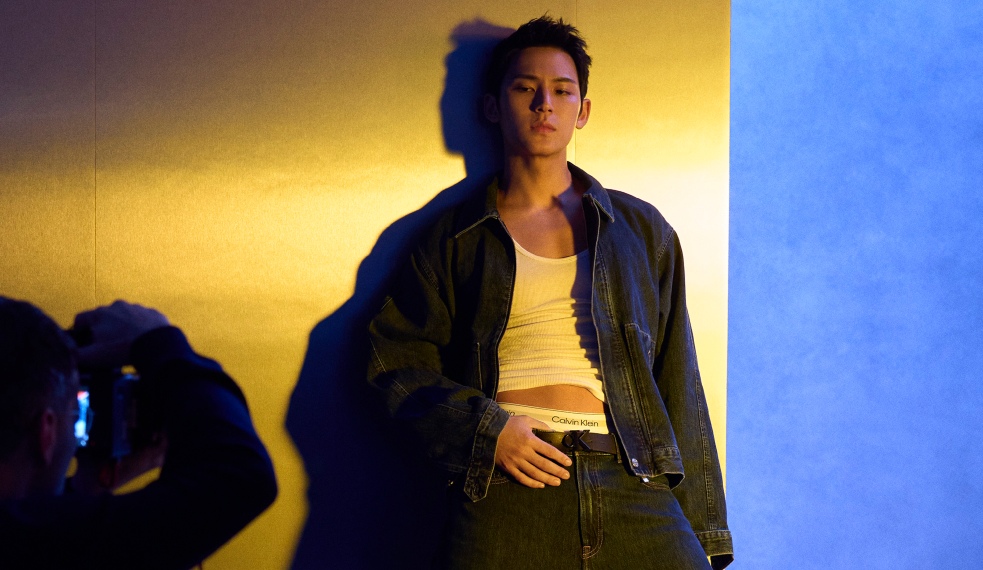 Mingyu, do SEVENTEEN (Cortesia da Calvin Klein)