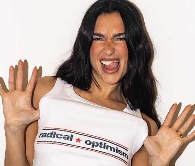 Dua Lipa (Reprodução - Facebook)