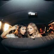 Luísa Sonza e Sofía Reyes (Duda Boninii)