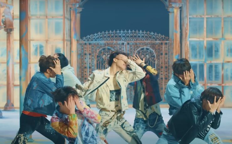 BTS em clipe de 'Fake Love'