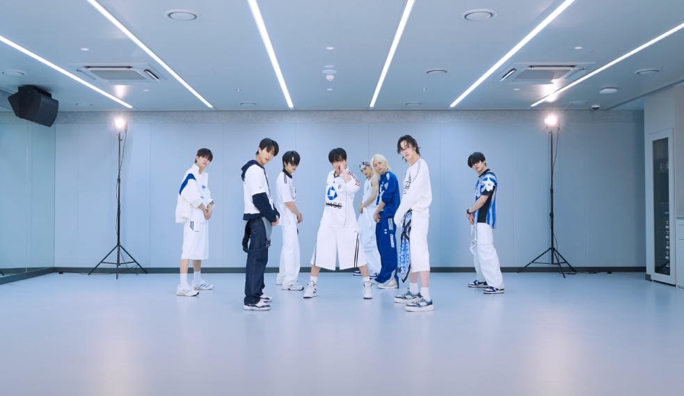 Stray Kids