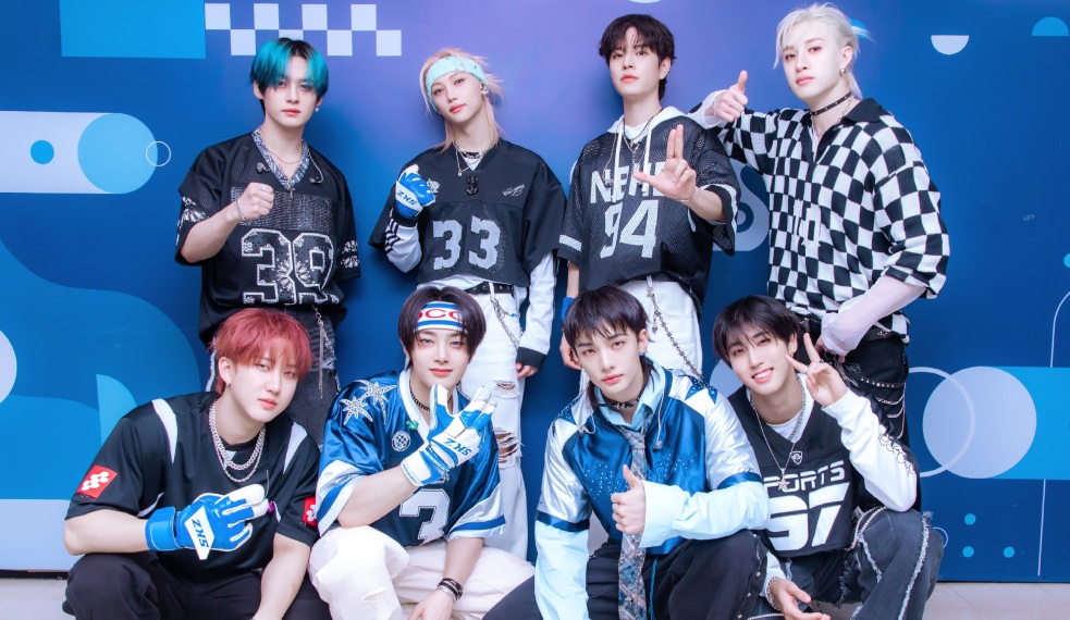 Stray Kids