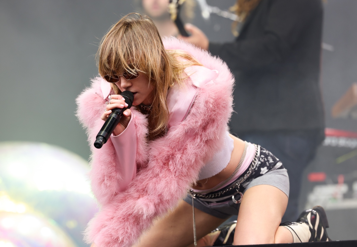 Suki Waterhouse no Rock en Seine (Iwi Onodera/Billboard Brasil)