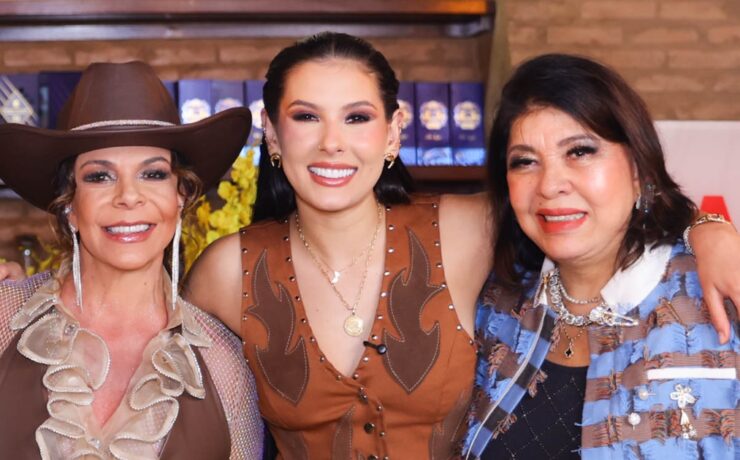 Sula Miranda, Ana Castela e Roberta Miranda no Barretão ( Brazil News - Manuela Scarpa)