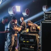Backstage (Pinterest)
