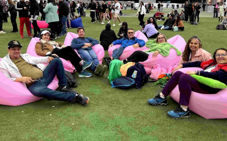 Da esquerda para a direita: Dário Siqueira, Mara Cristina, Júnior Mialichi, Rubem Gadena, Claudia Mialichi, Miriam Pinto e Mônica Gomes. (Foto: Vitória Zane)