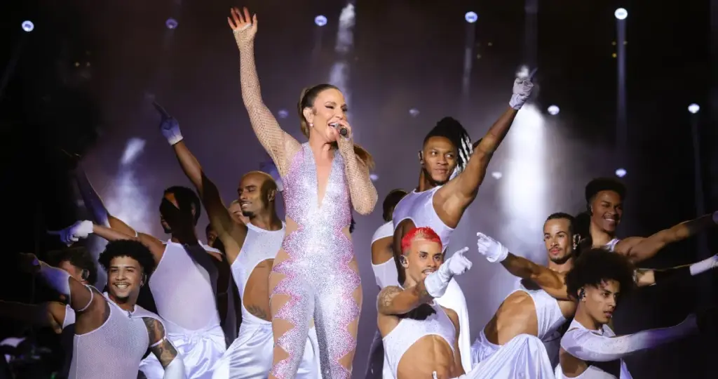 Tá em crise, The Town? Chama a Ivete Sangalo 1 Ivete Sangalo