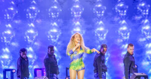 Mariah Carey no The Town 2025 (@observadordaimagem)