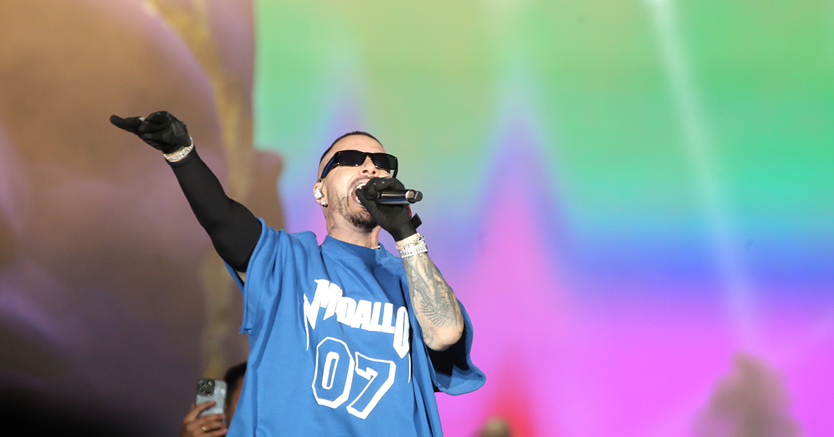 J Balvin no The Town 2025 (@observadordaimagem)