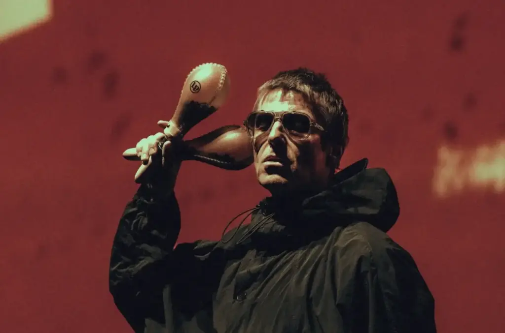 Qual é a música favorita de Liam Gallagher, do Oasis? 1 Liam Gallagher e suas famosas maracas (Instagram)