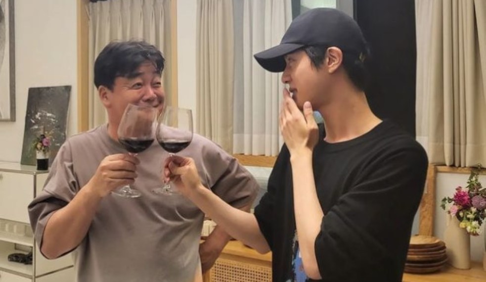 Baek Jong Won e Jin, do BTS