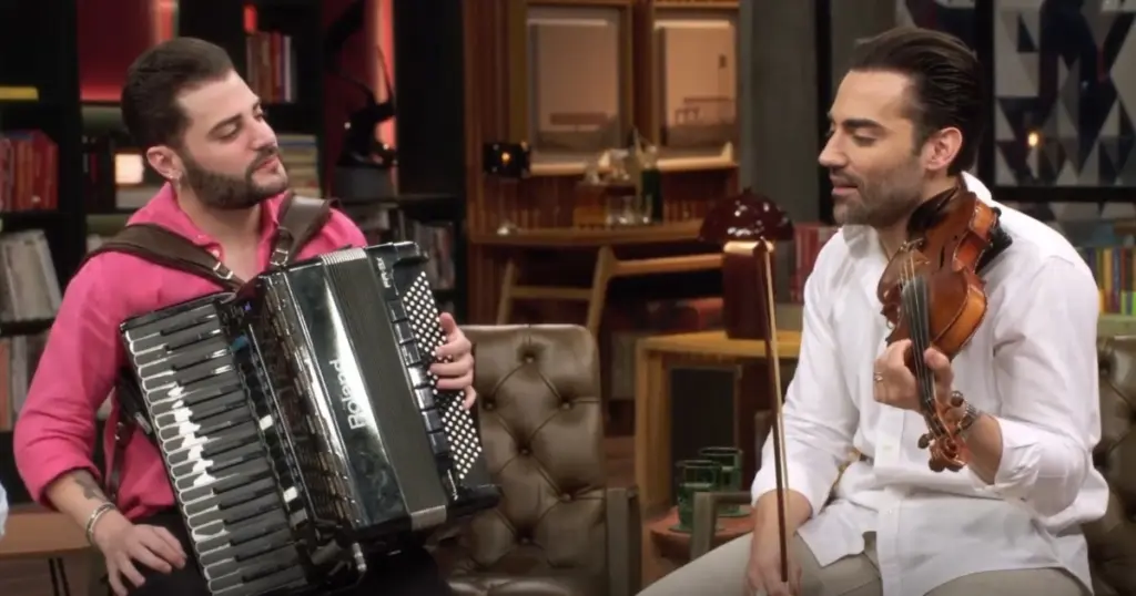 Guilherme e Benuto revelam segredos no "Conversa com o Bial"