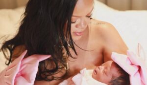 Rihanna com a filha, Rocki