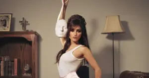 BANKS - capa do àlbum 'Off With Her Head'(Divulgação)