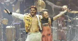 Ca7riel e Paco Amoroso no Rio (divulgação)