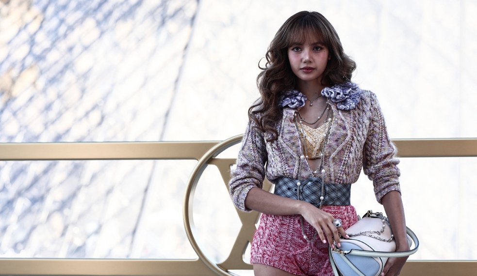 Lisa (BLACKPINK) em Paris