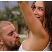 O cantor Justin Bieber e a modelo Hailey Bieber (Reprodução)