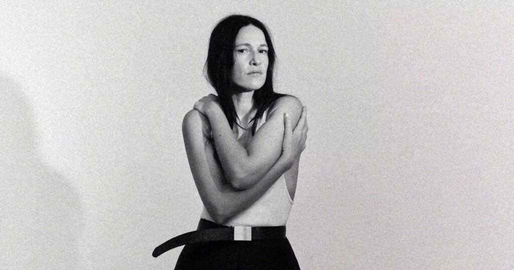 Carminho, a restauradora do fado que canta Portugal com alma universal 1 Carminho