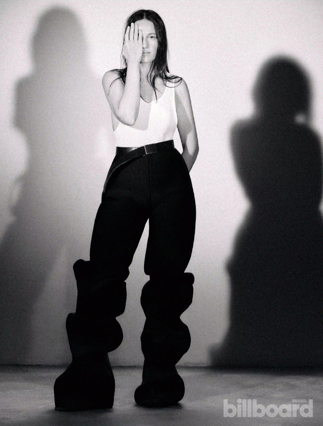 Carminho (Billboard Brasil)