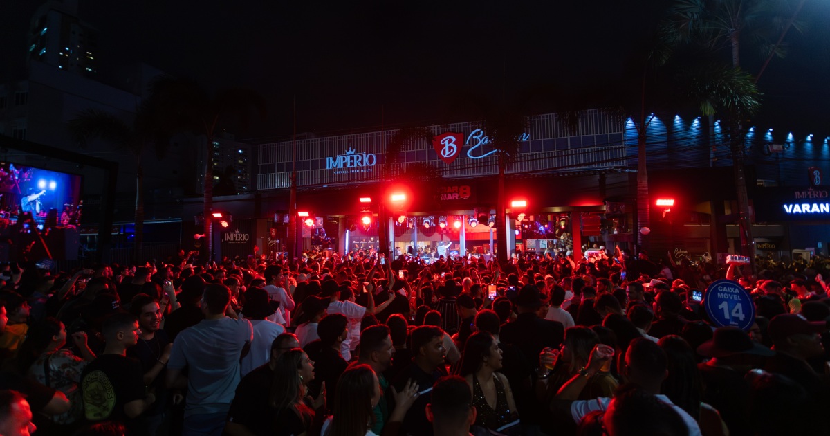 Natanzinho Lima na gravação do DVD "De Bar em Bar 8" (Divulgação)
