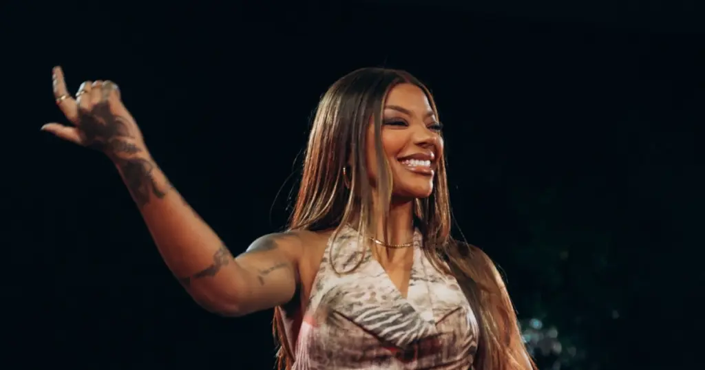 Ludmilla lança 'Ludmilla in Madureira' para esquenta de nova era 1 Ludmilla (@lyzoliv)