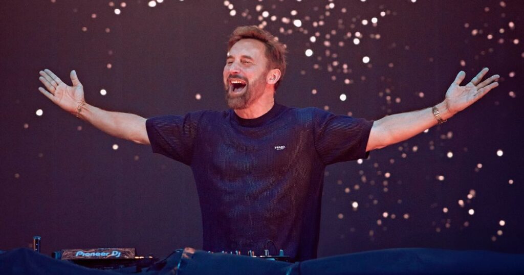 David Guetta encerra primeiro dia de Tomorrowland Brasil 1 David Guetta (Foto: reprodução)