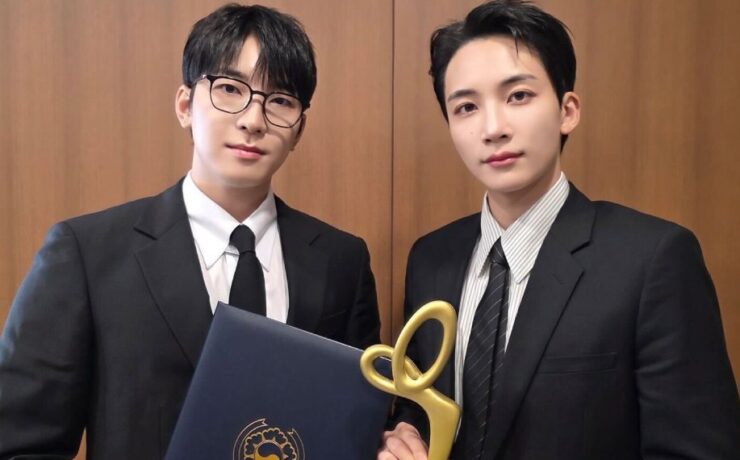 Wonwoo e Jeonghan, do SEVENTEEN