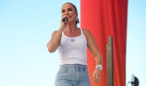 Ivete Sangalo na estreia de Clareou em São Paulo (lucas Ramos/Brazil News)