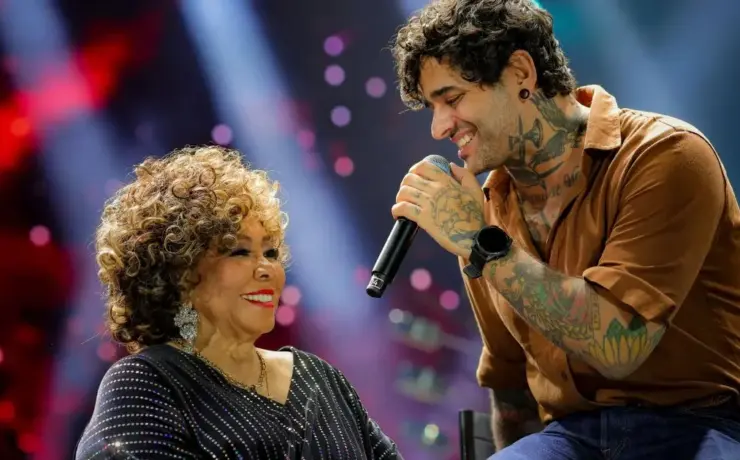Alcione e Lucas Silveira, da Fresno, no Turá Porto Alegre (foto - @rollingwithjohnny)
