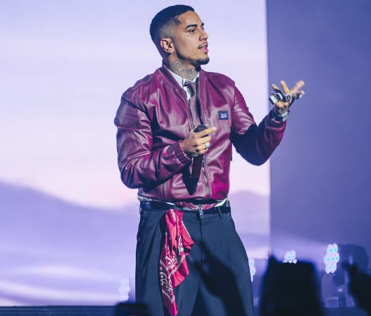 Veigh no primeiro show da EVOM Tour (foto - Marcos Oliveira @marcosoliveirapht)