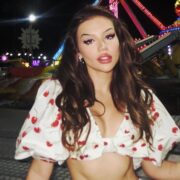 A cantora VIVI 'estreou' com EP