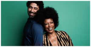 O percussionista Victor Cabral e a cantora Thalma de Freitas (José de Holanda)