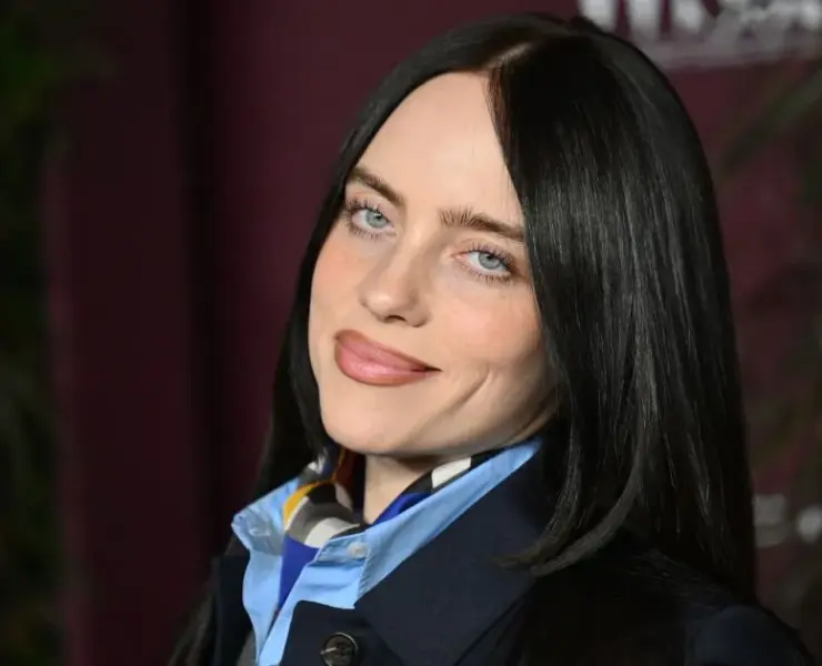 Billie Eilish em evento da WSJ nos EUA (Grosby Group)