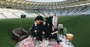 O grupo Sorriso Maroto durante ensaio no Maracanã
